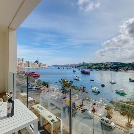 Superlative Apartment With Valletta And Harbour Views Sliema Buitenkant foto