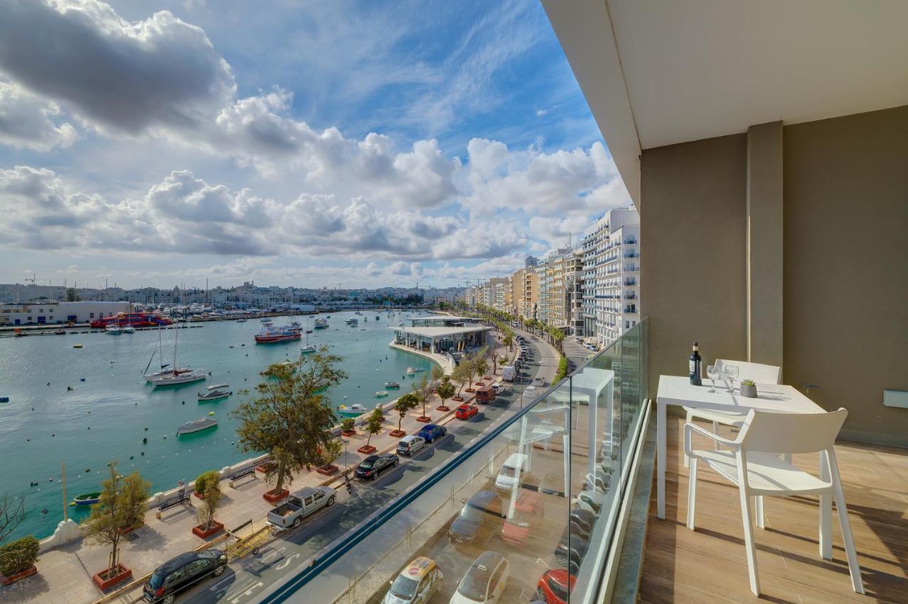 Superlative Apartment With Valletta And Harbour Views Sliema Buitenkant foto