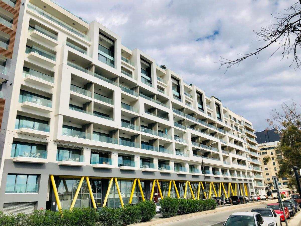 Superlative Apartment With Valletta And Harbour Views Sliema Buitenkant foto