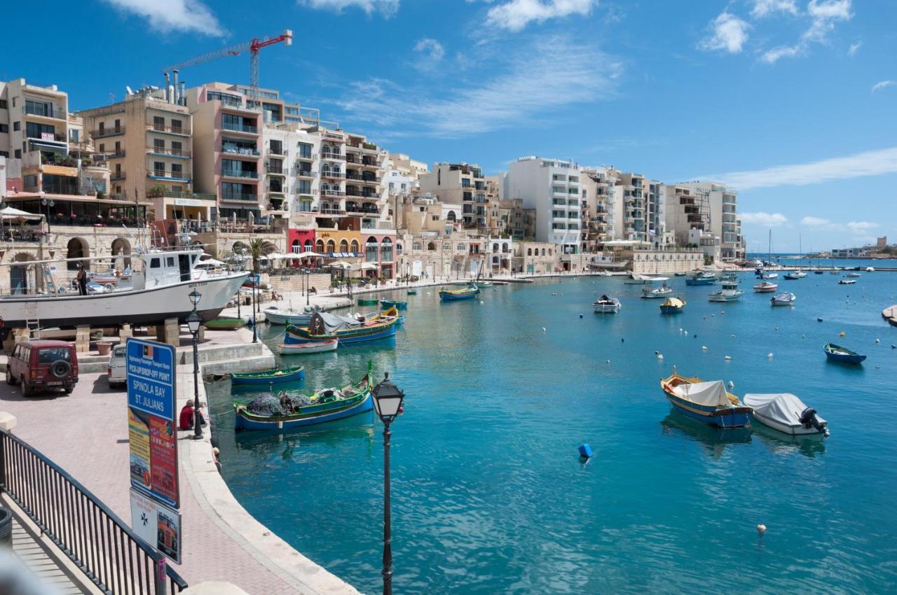 Superlative Apartment With Valletta And Harbour Views Sliema Buitenkant foto